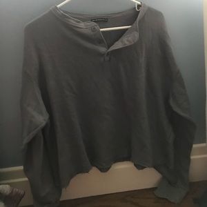 ✨Grey brandy Melville shirt✨